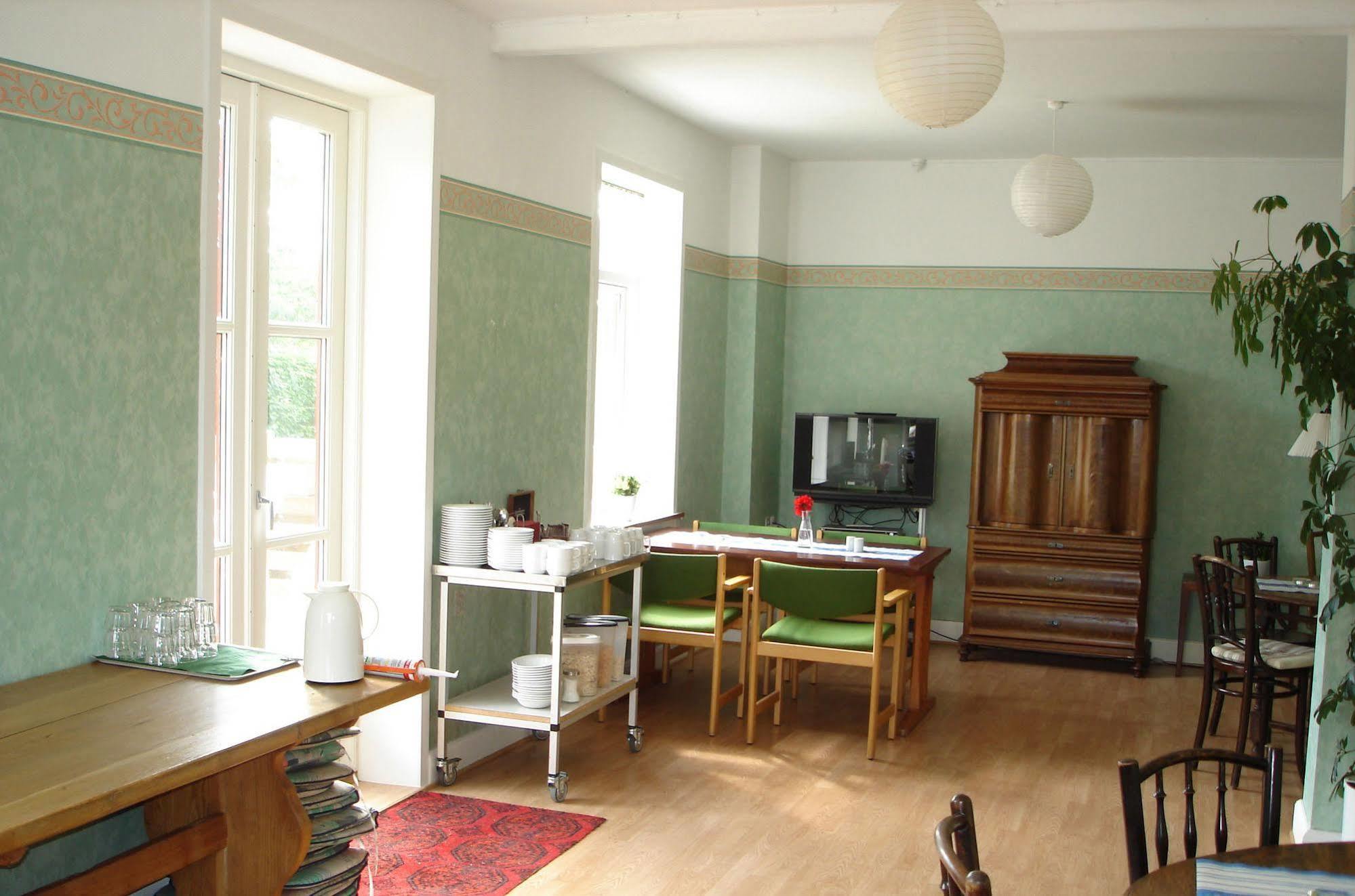 Nygammelso Bed & Breakfast Stege Exterior foto